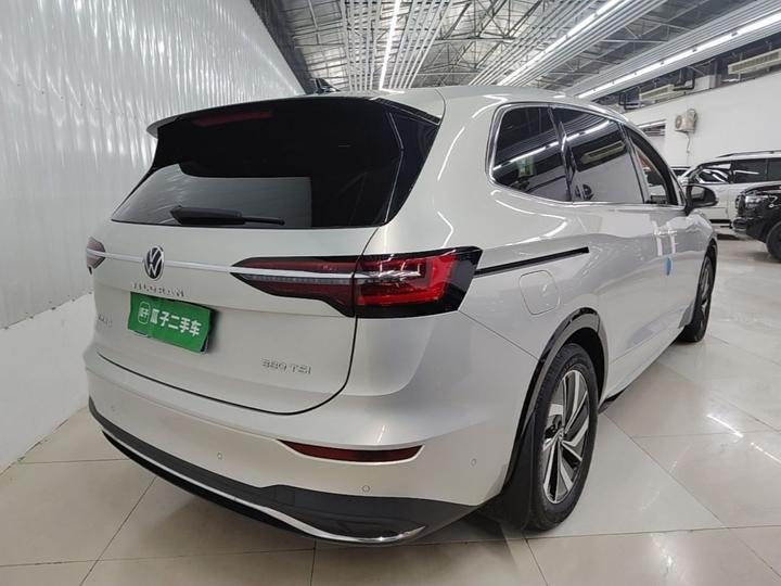 Viloran 2022 380TSI photo 6