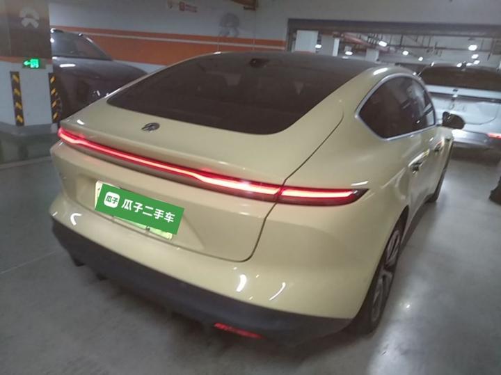 ET5 2022 75kWh photo 4