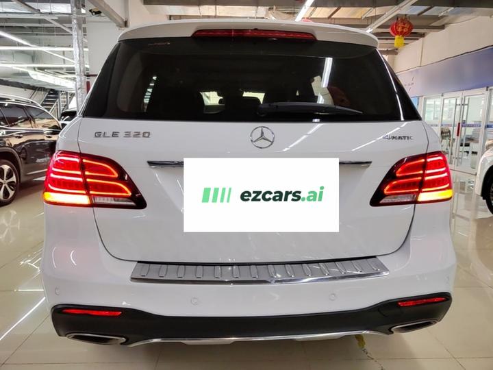 GLE Imported 2017 GLE 320 4MATIC Dynamic photo 3