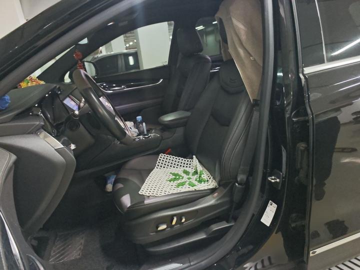 XT5 2021 2.0T AWD Luxury photo 7