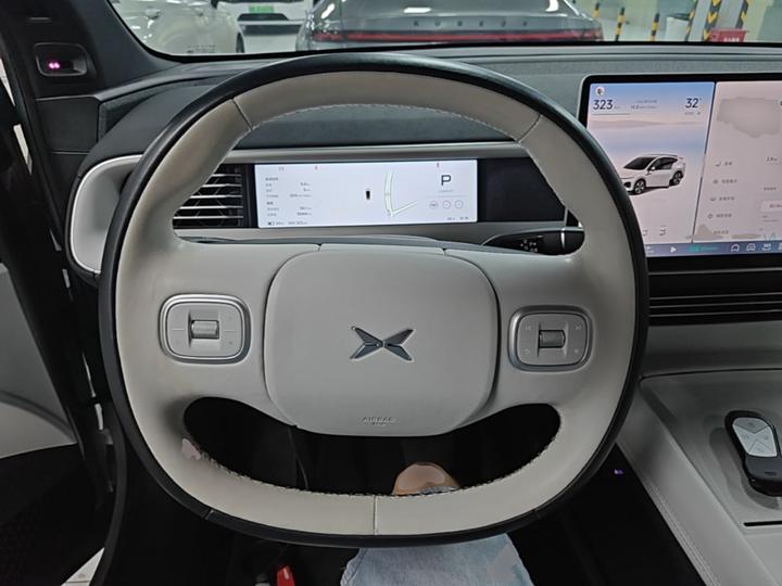 G6 2023 700 AWD Performance Max photo 6