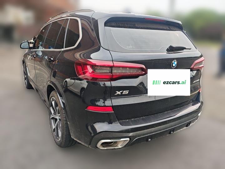 X5 2022 xDrive 40Li M Sport Package photo 4