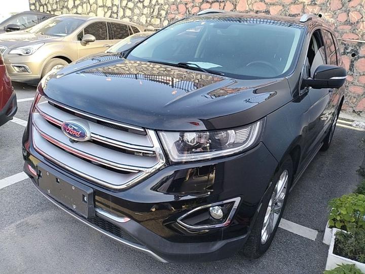 Edge 2018 EcoBoost 245 RWD 7-Seater China V