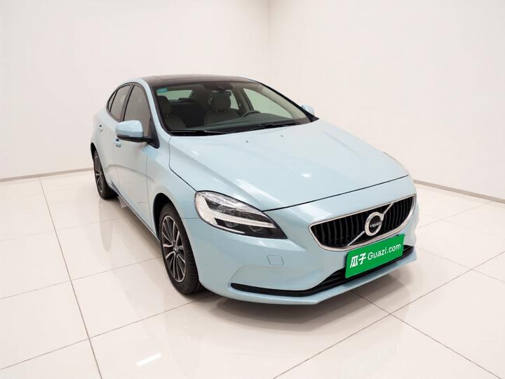 V40 2017 T3 photo 3