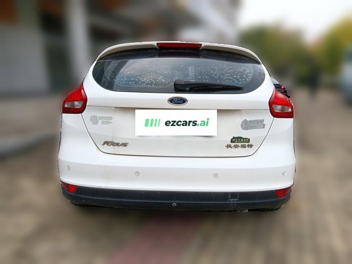 Focus 2015 Hatchback 1.6L AT Comfort photo 5