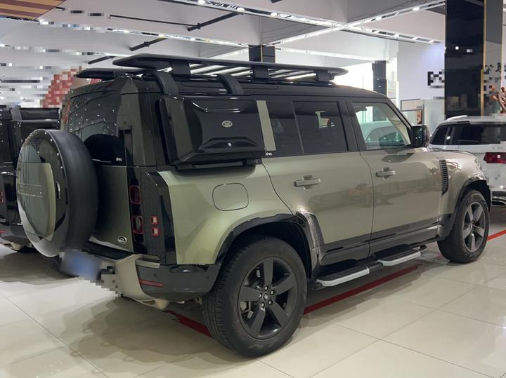 Defender 2023 Facelift 110 3.0T P400 X-DYNAMIC HSE photo 4