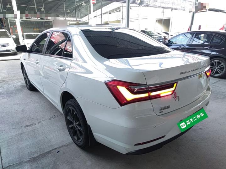 Qin EV 2021 photo 4