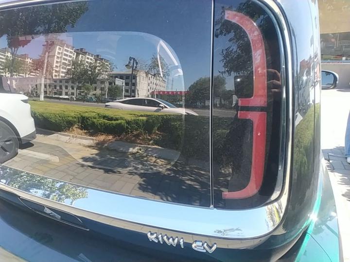 KiWi EV 2022 NCM photo 7