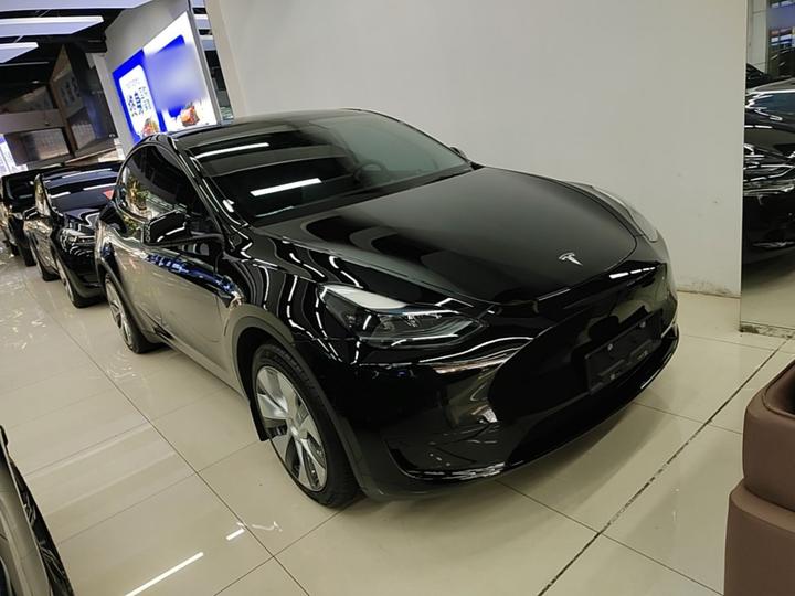 Model Y 2022 Facelift RWD photo 3