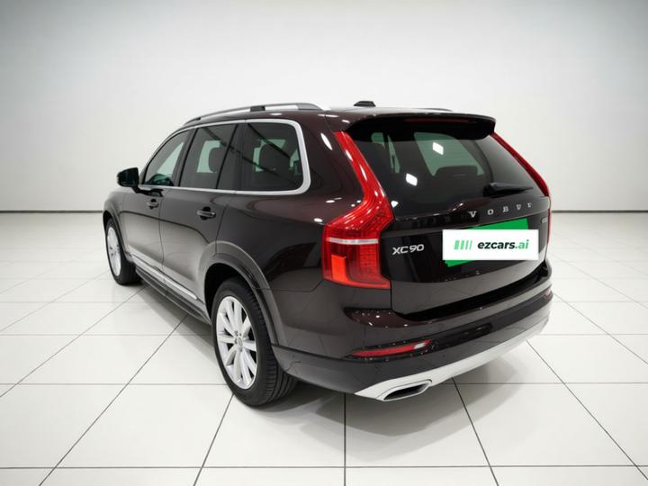 XC90 2018 T5 7-Seater photo 3