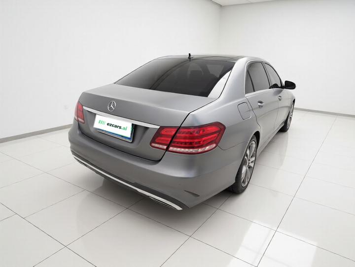 E-Class 2015 E 320 L Sport 4MATIC photo 3