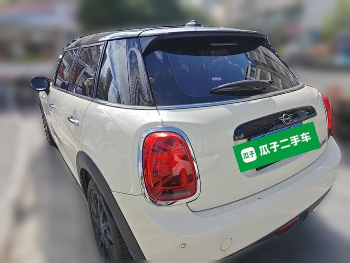 2018 1.5T COOPER Classic 5-Door photo 4