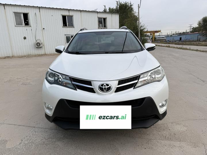 RAV4 2015 2.0L CVT AWD photo 3