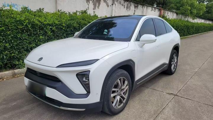 EC6 2022 75kWh Sport