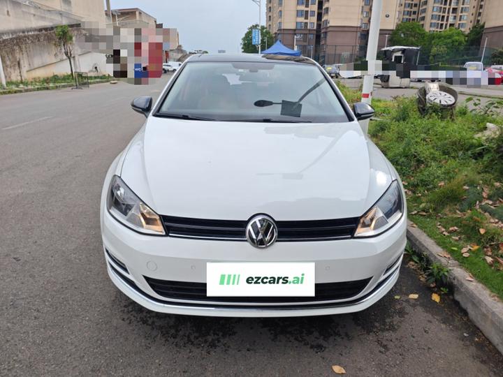 Golf 2017 230TSI AT Luxury Anniversary Edition photo 2