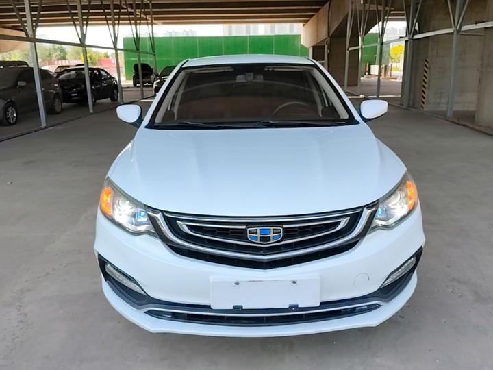 Vision 2018 1.5L MT photo 2