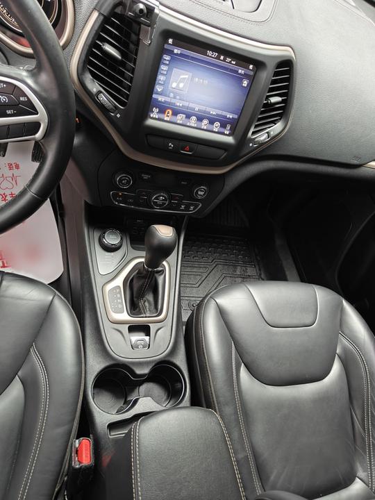 Cherokee 2017 2.4L Smart photo 4
