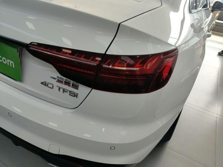 A4L 2022 40 TFSI Luxury Dynamic photo 7