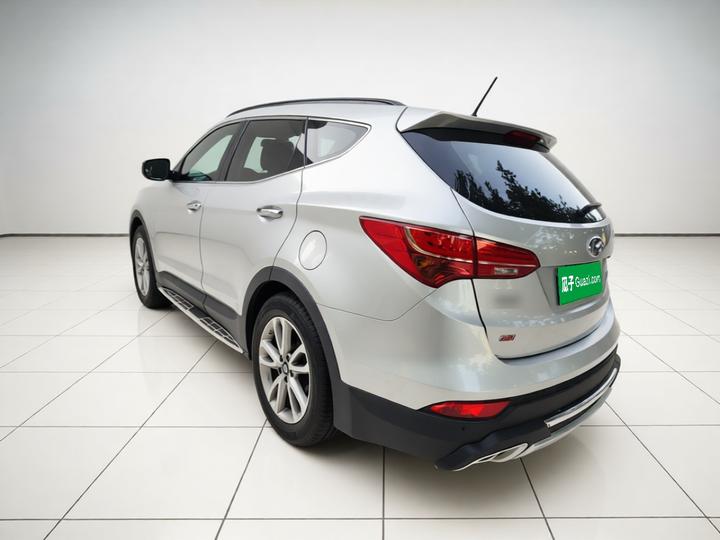 Santa Fe 2013 Facelift 2.4L AT AWD Premium photo 4