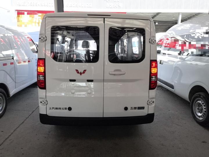 Wuling 2026 440km Bus Comfort 6-Seater photo 3