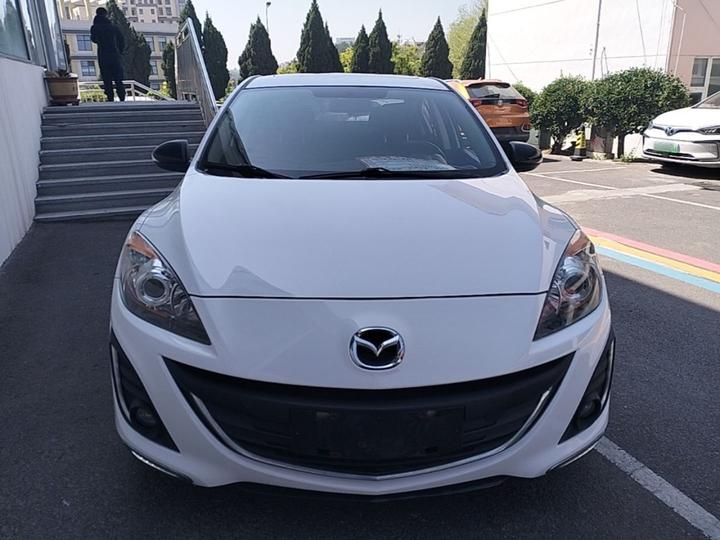 3 2015 Sedan 2.0L AT Sport photo 2