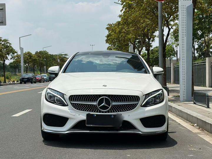C-Class Imported 2018 C 200 4MATIC Coupe photo 2