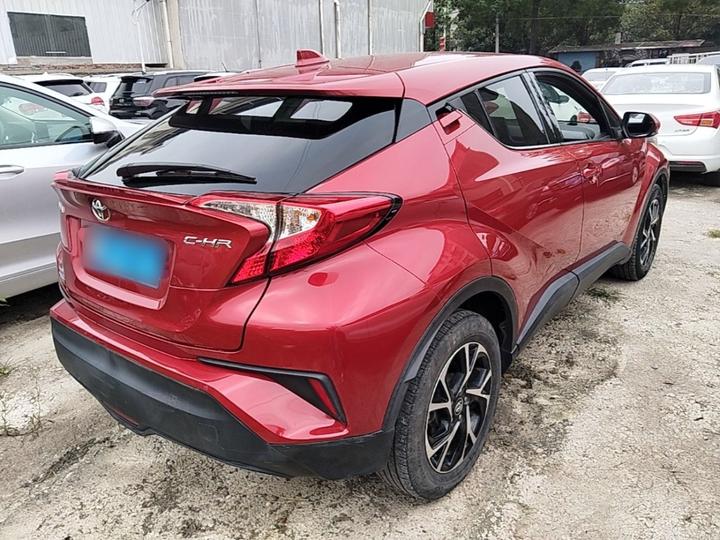 C-HR 2020 2.0L Leading photo 6