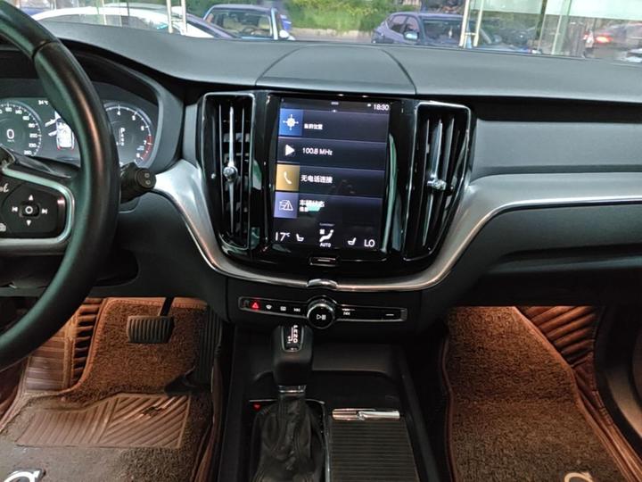 XC60 2019 T5 AWD China VI photo 4