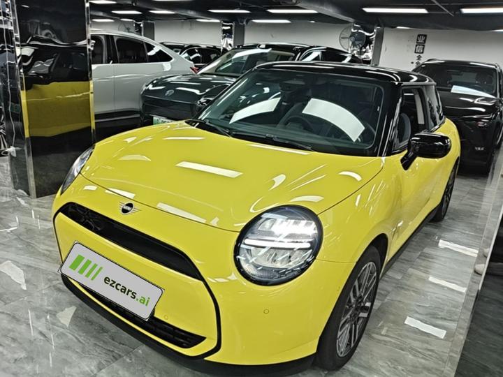 MINI COOPER 2024 456km COOPER E Classic