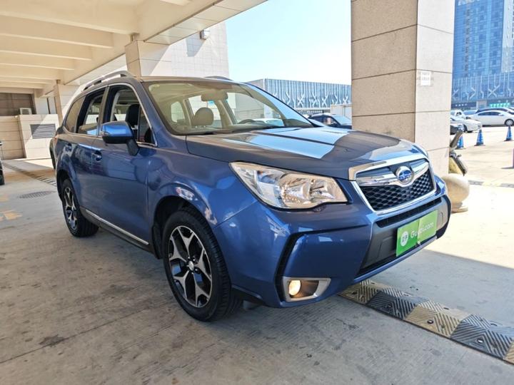 Forester 2015 2.0i Anniversary Edition photo 3