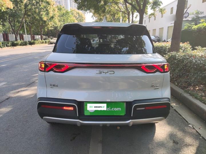 Yuan UP 2025 ADAS 401KM photo 5