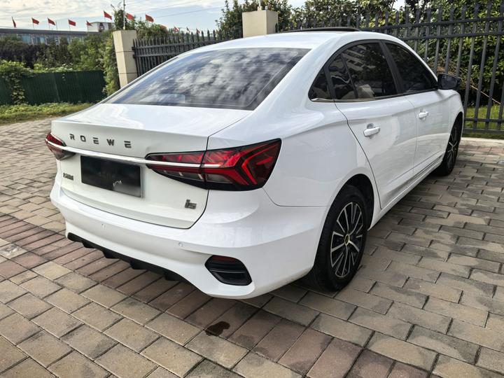 i5 2021 1.5L CVT photo 7