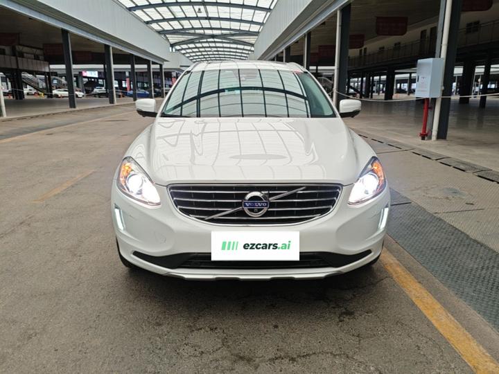 XC60 2017 T5 photo 2