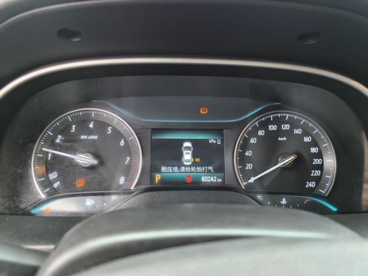 Excelle 2021 Facelift Classic 1.5L AT Elite photo 7
