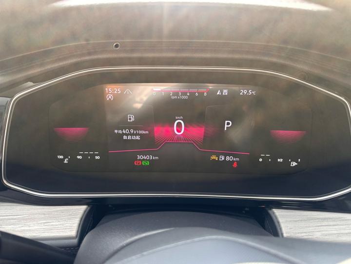 Sagitar 2025 300TSI DSG photo 4