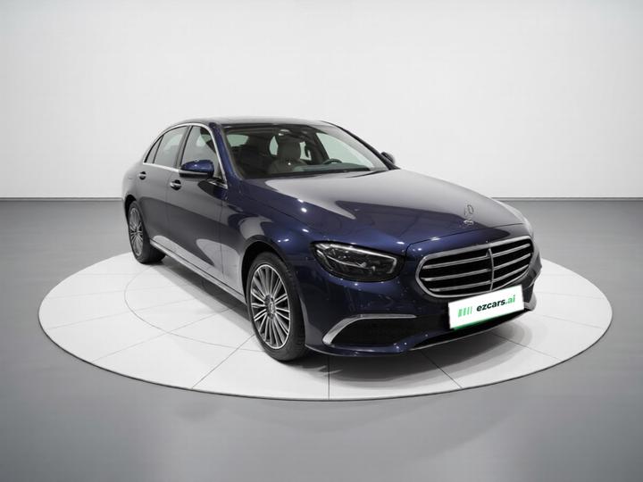 E-Class 2022 E 300 L Luxury photo 3