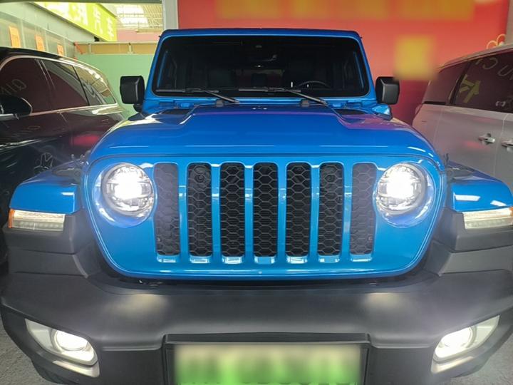 Wrangler EV 2021 4-Door 2.0T 4xe photo 2