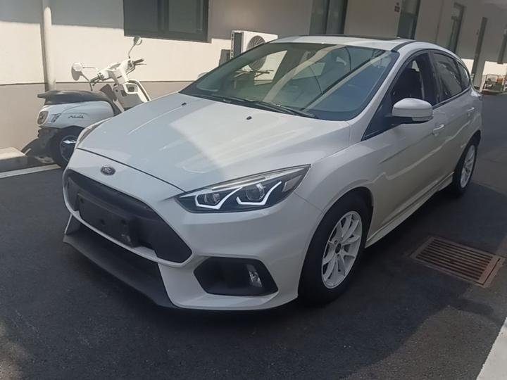 Focus 2017 Hatchback EcoBoost 125 MT Fashion