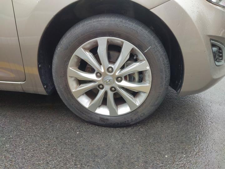 Elantra 2016 1.6L AT Smart photo 8