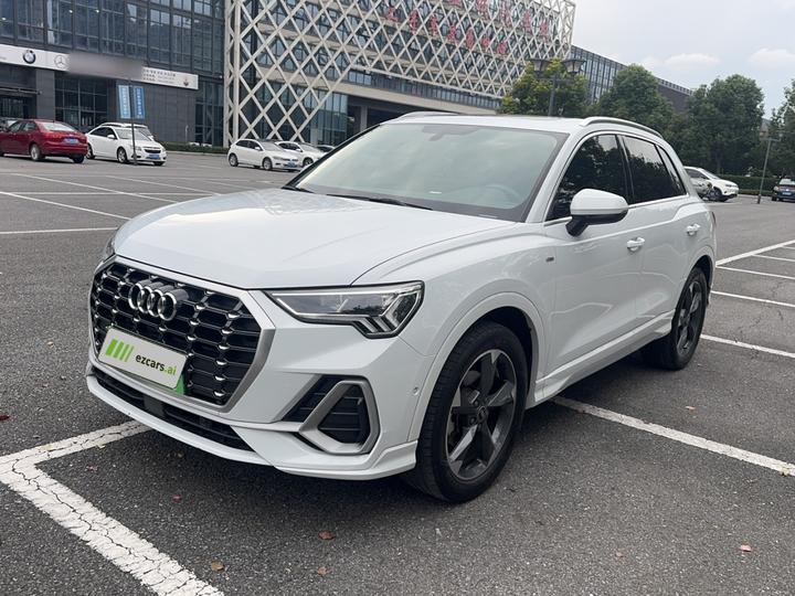 Q3 2021 35 TFSI Fashion Dynamic