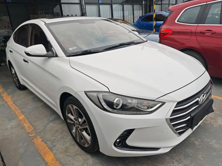 Elantra 2016 1.6L AT Smart Elite photo 3
