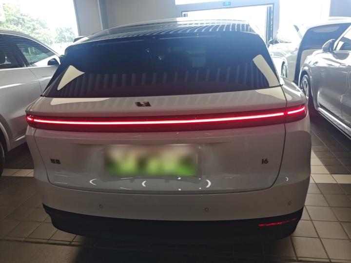 Li Auto i6 2025 AWD Standard photo 5