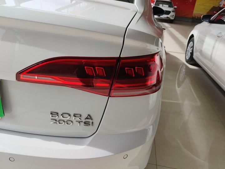 Bora 2023 200TSI DSG photo 7