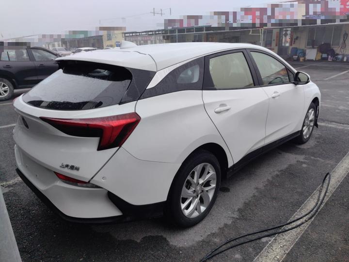 6 2023 Facelift 430km photo 4
