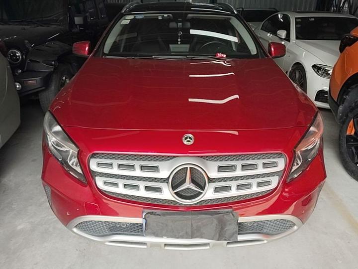GLA 2018 GLA 200 Dynamic photo 2