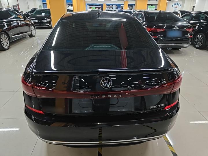 Passat 2024 380TSI Elite photo 3