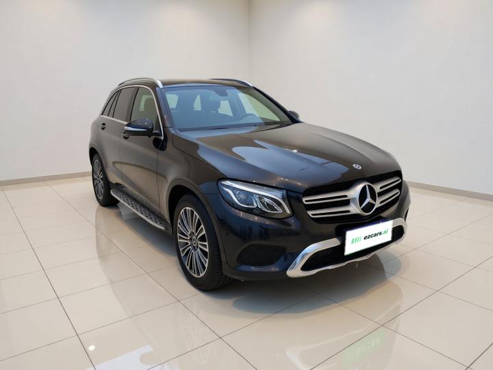 GLC 2017 GLC 200 4MATIC photo 3