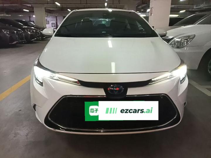 Levin 2022 Hybrid 1.8H E-CVT Luxury photo 2