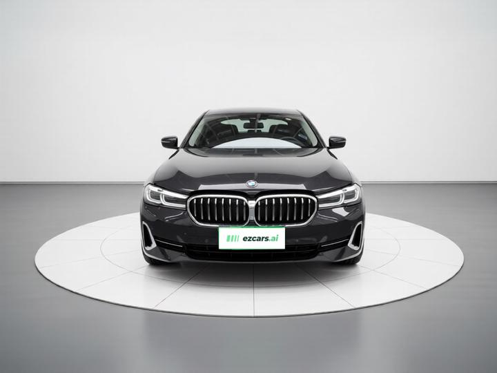 5 Series 2022 Facelift 525Li Luxury photo 2