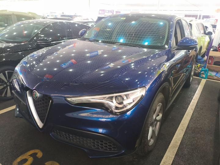 Alfa Romeo Stelvio 2017 2.0T 200HP Elite